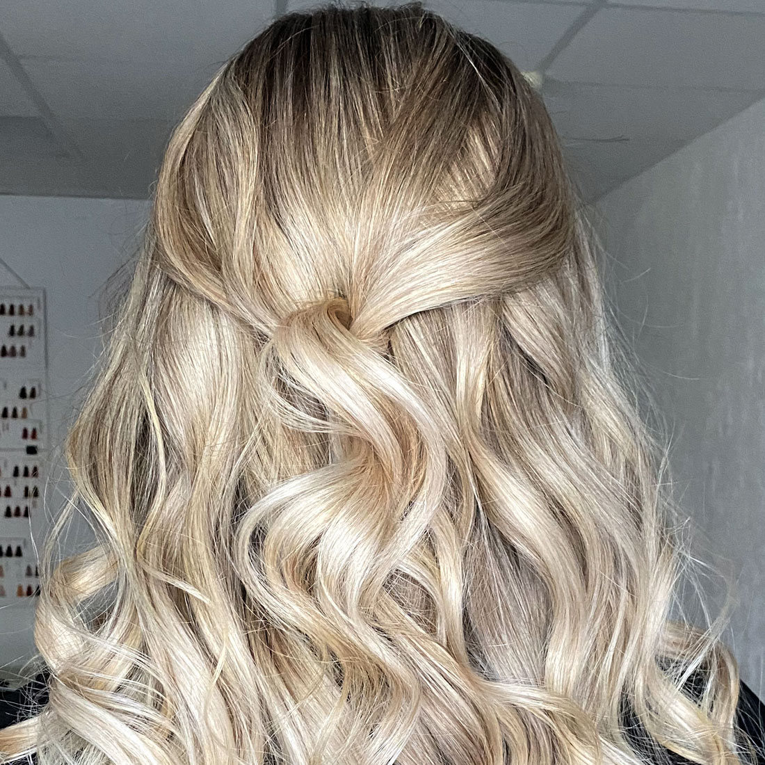 Long-blond-hair-with-balayage color